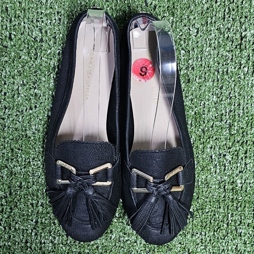TOMMY HILFIGER | HADRIAN GENUINE LEATHER TASSEL MOCCOSINS